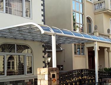 鋁合金車棚的性價(jià)比性能如何發(fā)現(xiàn)隱藏點(diǎn)