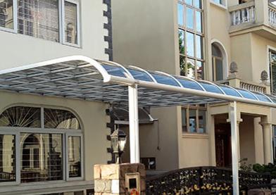 鋁合金車(chē)棚的壓條和頂板的安裝方法