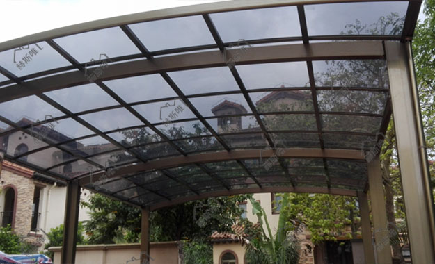 ?？诟涣τ? 何先生