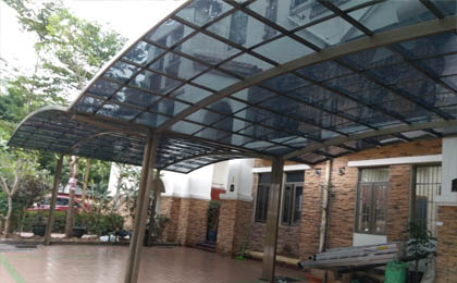 戶外合抱型車棚